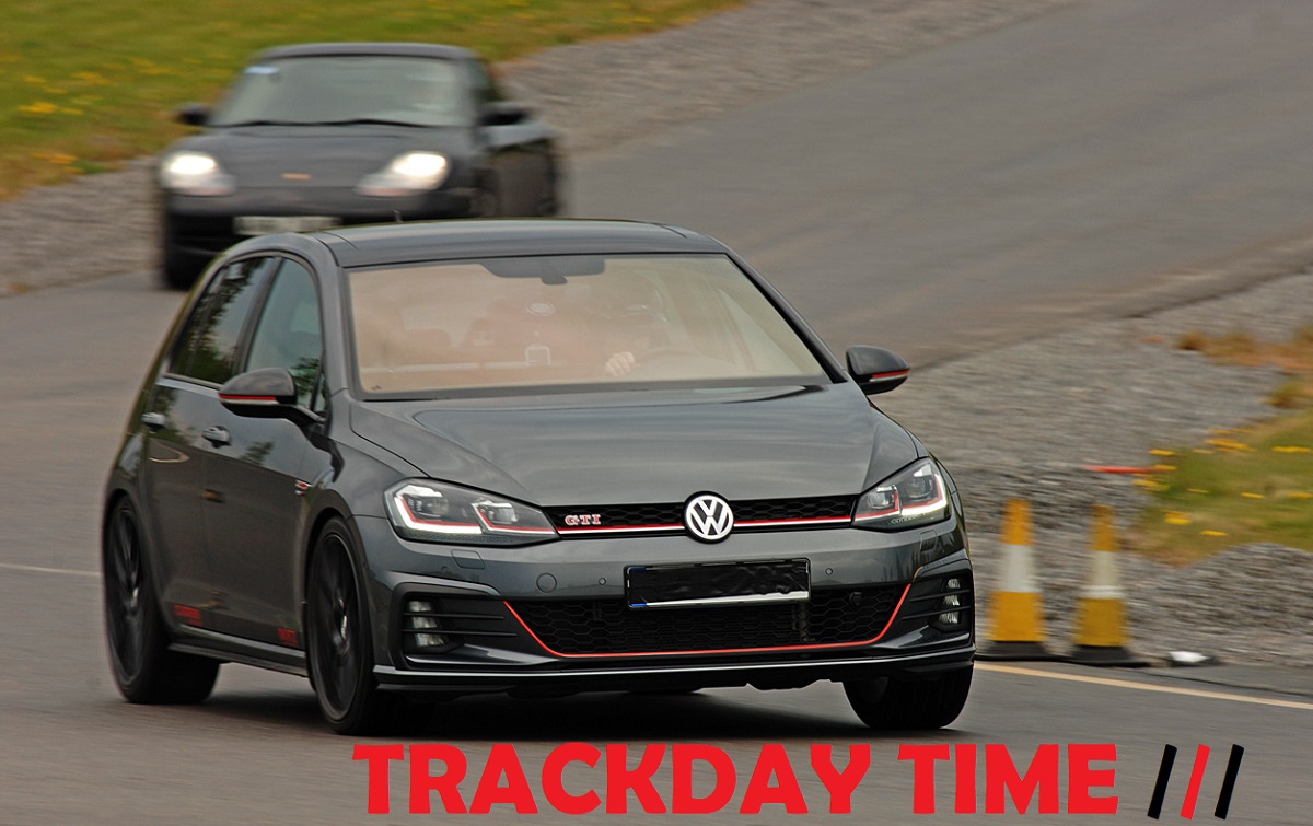 Namn:  trackday time.jpg 1200.jpg
Visningar: 3094
Storlek:  227.7 KB