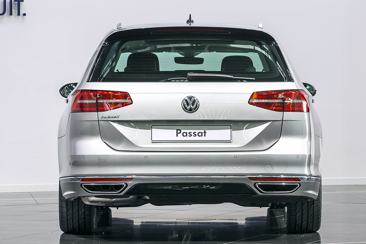 Namn:  VW-enthuellt-den-neuen-Passat-B8-2014-1200x800-4b35e81a8934808c.jpg
Visningar: 3760
Storlek:  147.8 KB