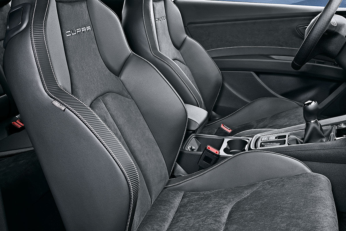 Namn:  Seat-Leon-Cupra-Facelift-2017-Vorstellung-1200x800-1629052155c04c10.jpg
Visningar: 2323
Storlek:  273.8 KB